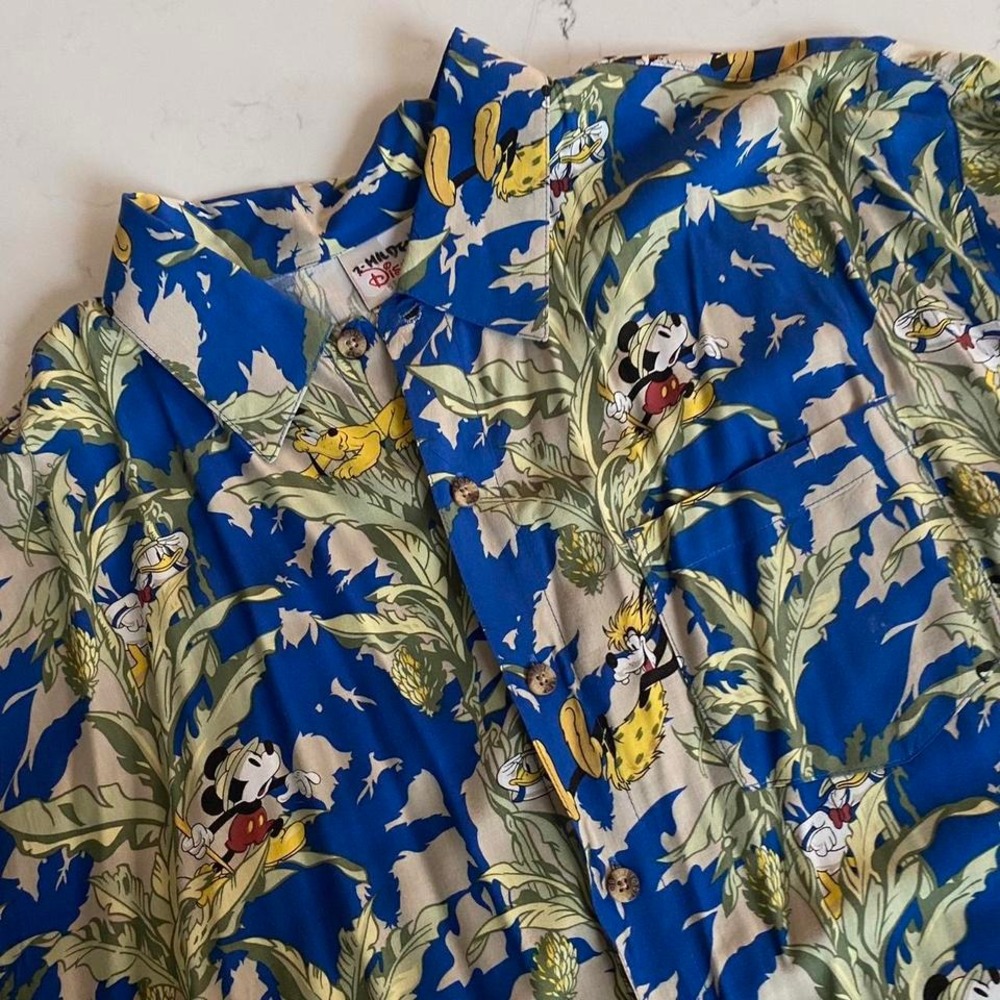 Vintage Disney Mickey Donald & Goofy‎ Hawaiian floral men's shirt size large